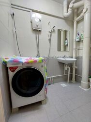 Blk 336 Jurong East Avenue 1 (Jurong East), HDB Executive #446519801
